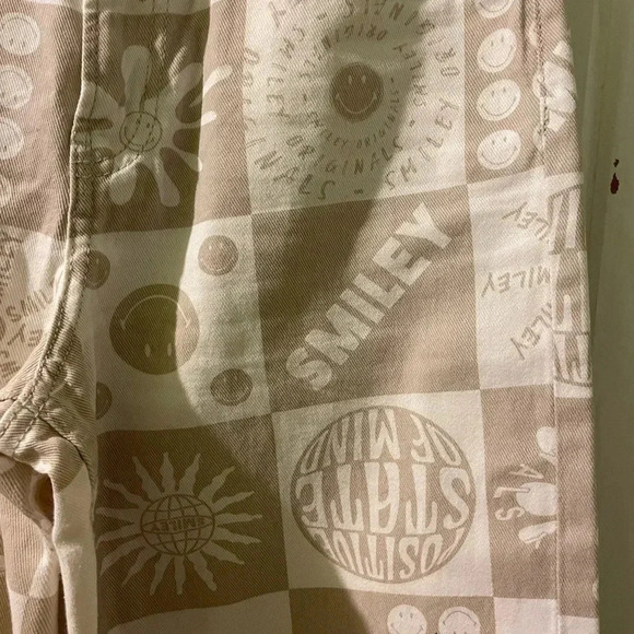 Smiley and H&M jeans-4 NWOT - Picture 4 of 8